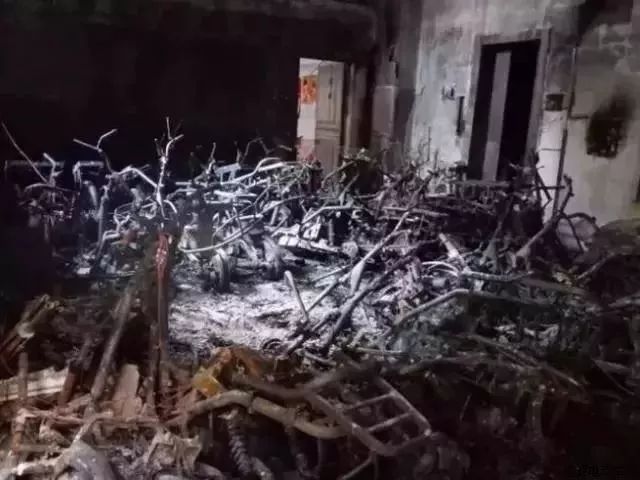 深圳住宅楼爆炸致1人死亡热